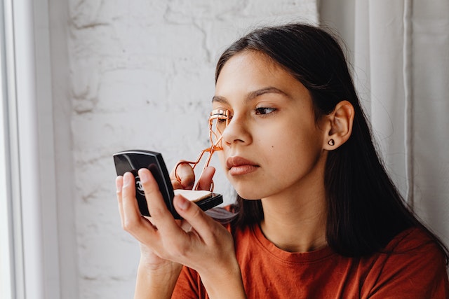 Should You Replace Your Mascara If You Have Pink Eye